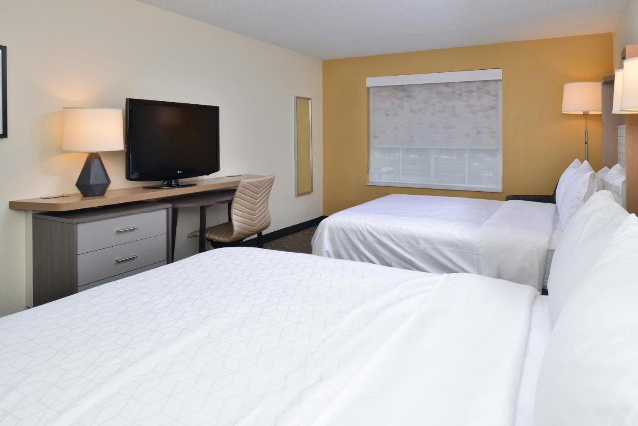 Holiday Inn Hotel & Suites Overland Park-Convention Center By Ihg Exteriör bild