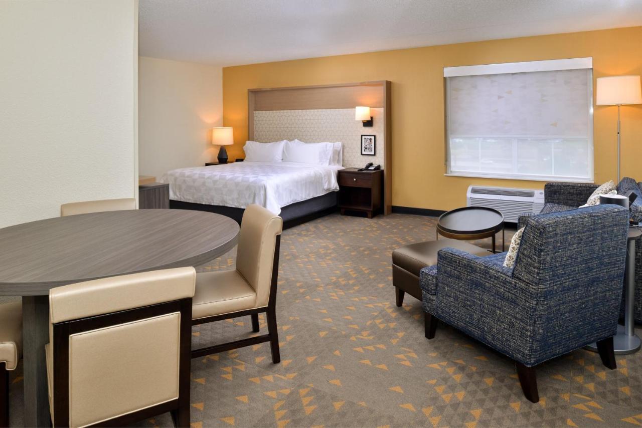 Holiday Inn Hotel & Suites Overland Park-Convention Center By Ihg Exteriör bild