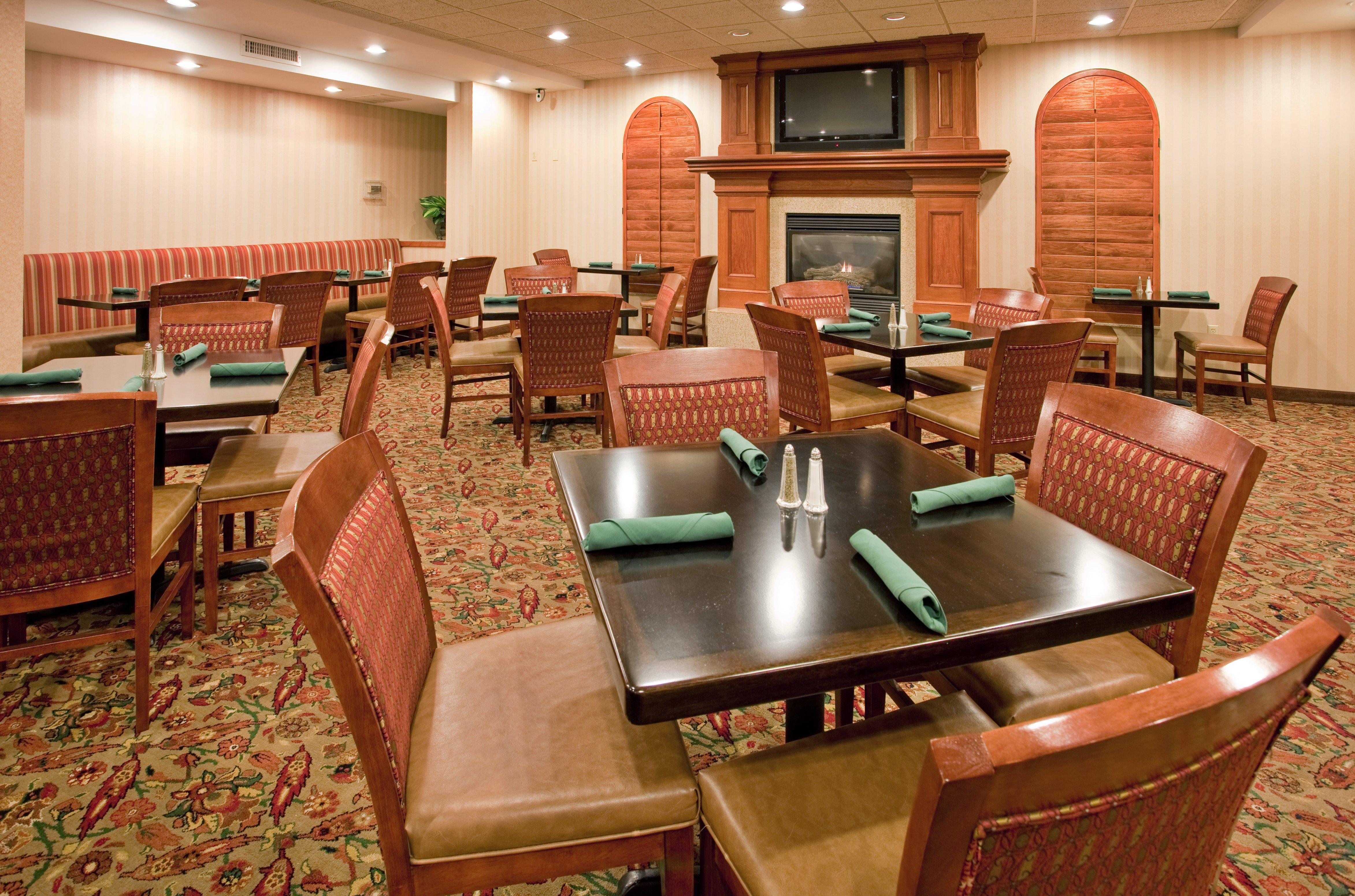 Holiday Inn Hotel & Suites Overland Park-Convention Center By Ihg Exteriör bild